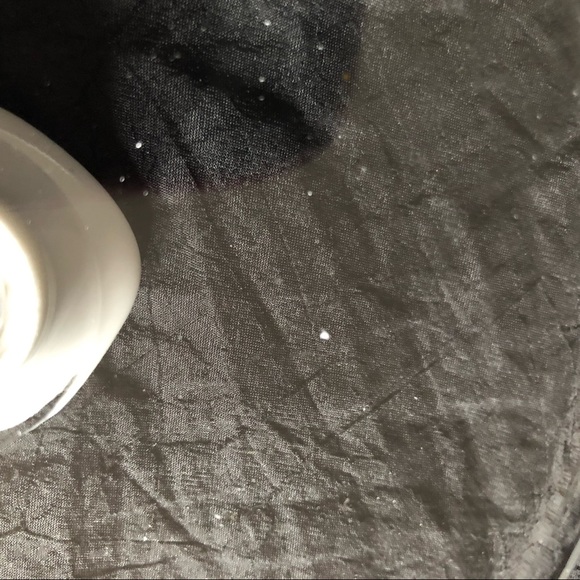 Mikasa Fire & Ice Strawberries Covered Casserole 3/4 Quart Dish - Picture 15 of 16